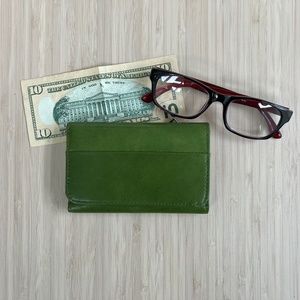 Gorgeous Green HOBO Jill Tri-fold Wallet in Excellent condition